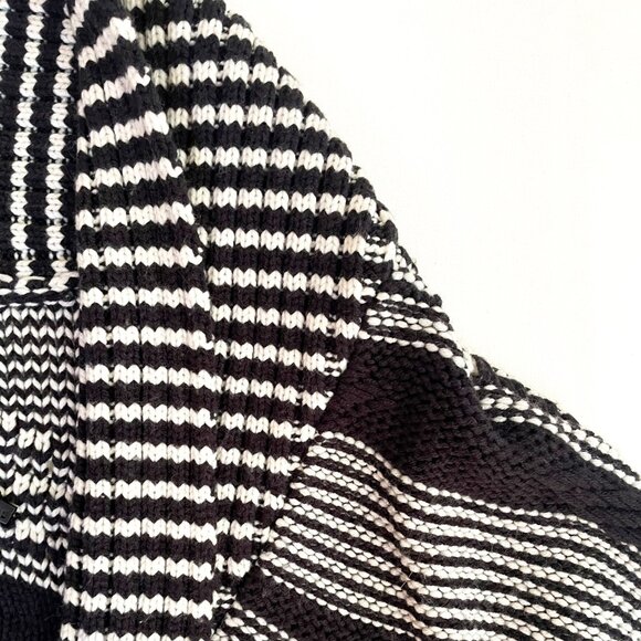 Express Women's Sweater - Picture 2 of 2